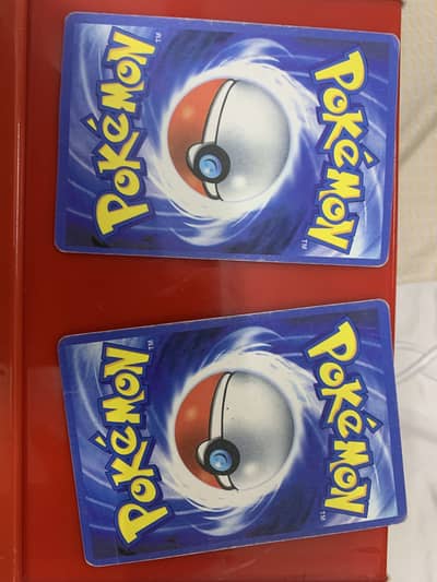 2 pokemon cards