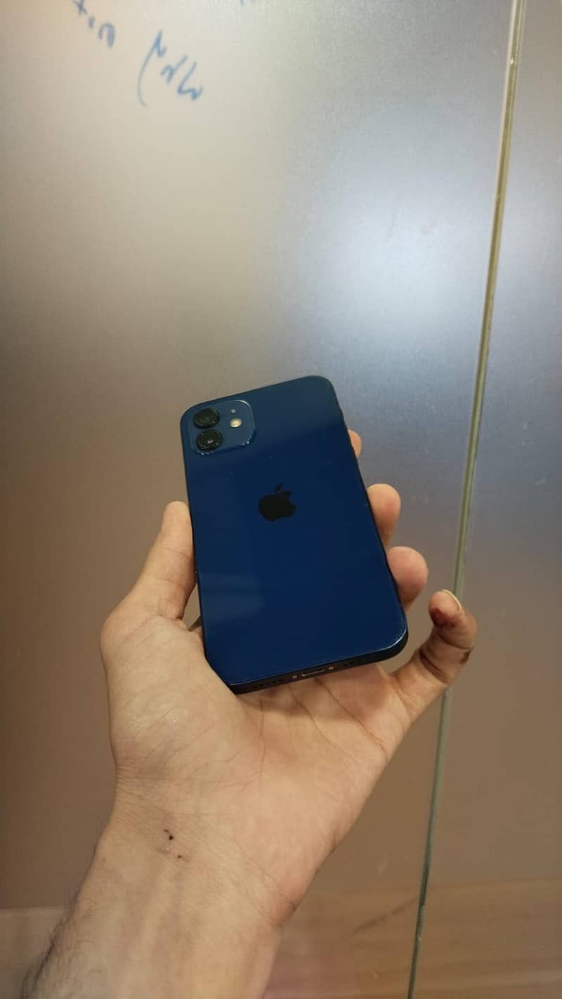Iphone 12 4