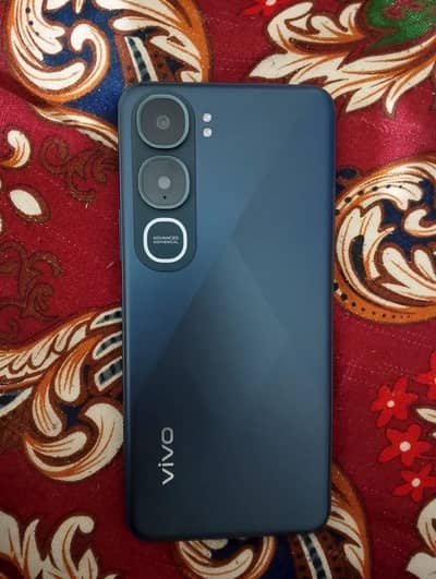 vivo y21d 6/128 gb 7 months warranty