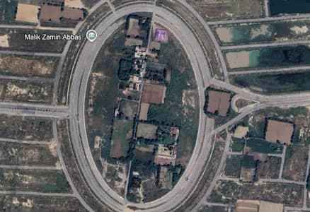 24 kanal (480 marla) commercial land within Oval circle