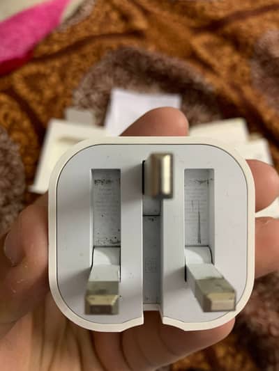 Apple 20 Watt charger