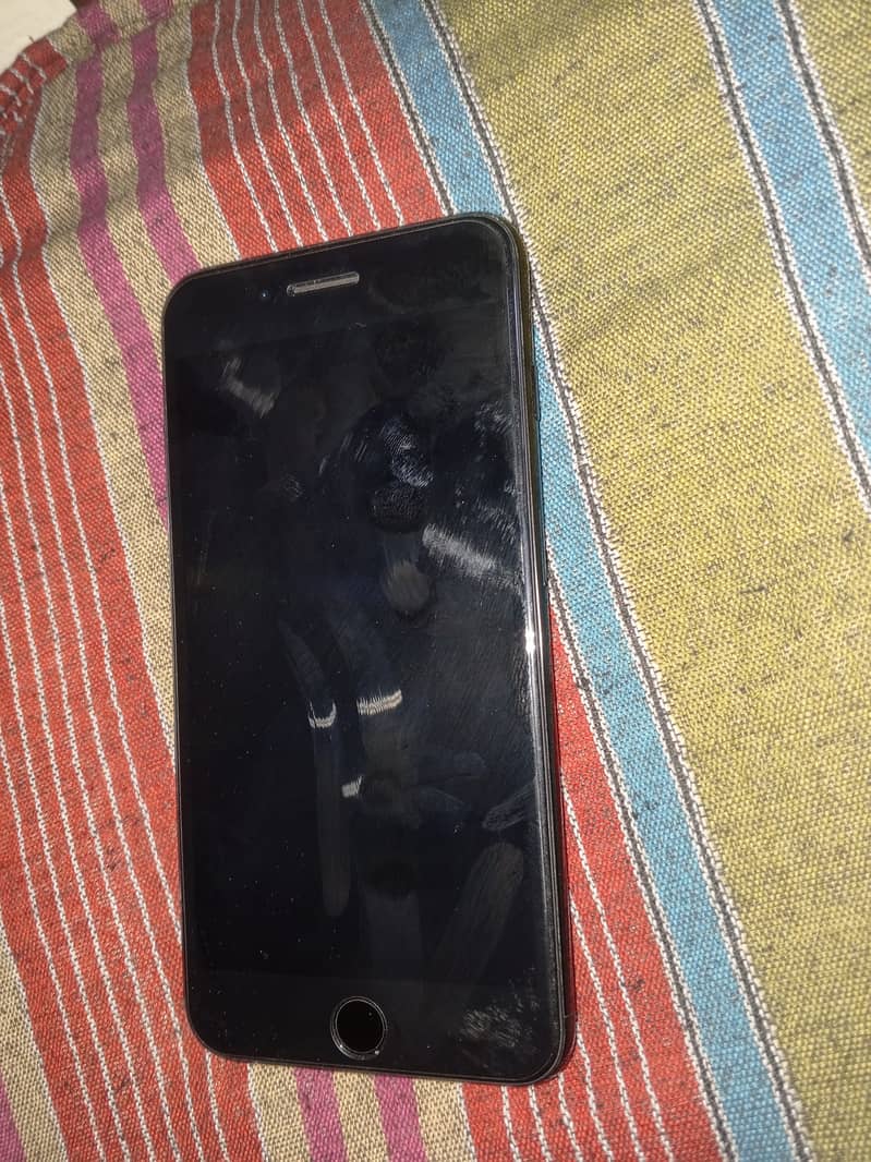 Apple iPhone 7 Plus 4