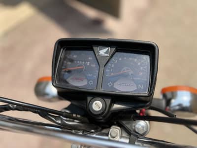 Brand new condition scratch less body totel genuine