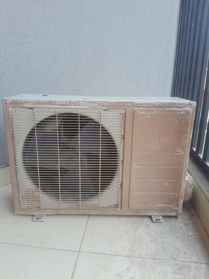 AIR CONDITIONER 2