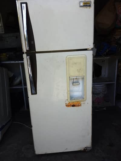 National Refrigerator NR-172TW-X