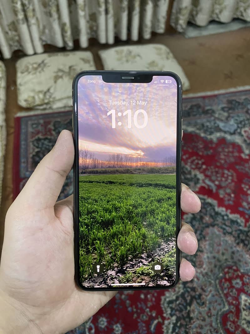 IPHONE XS MAX 2