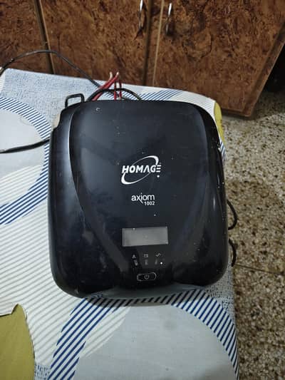 Homage Axiom 1002 UPS 1000VA / 660Watts / 12VDC / 230VAC