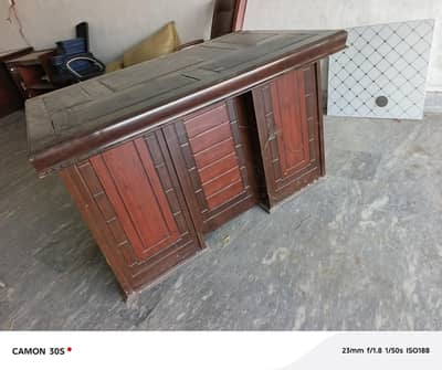 Office Table & Chairs