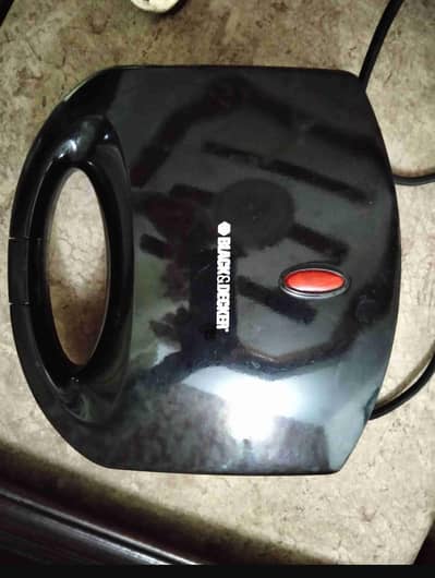 Black & dacker sandwich maker