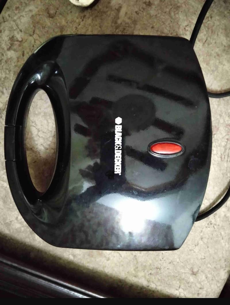 Black & dacker sandwich maker 0