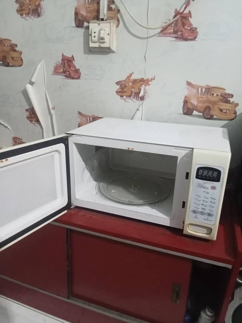 Microwave 1
