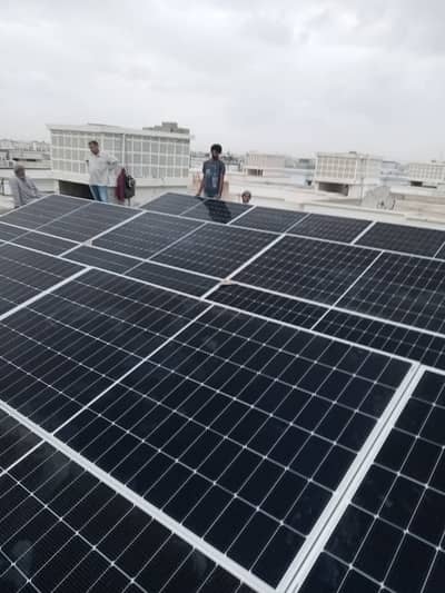 5 Kw Hybrid Solar System Run 2 AirConditioners
