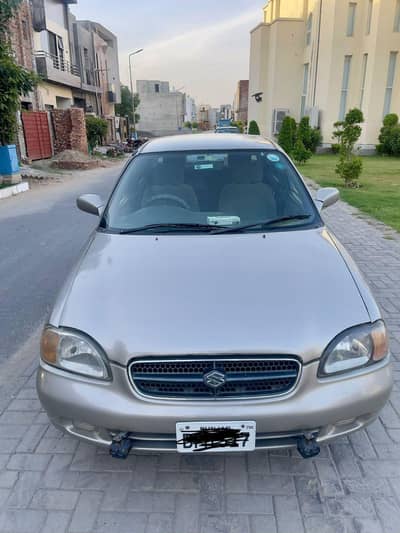 Suzuki Baleno JXR 2005 neat and clean