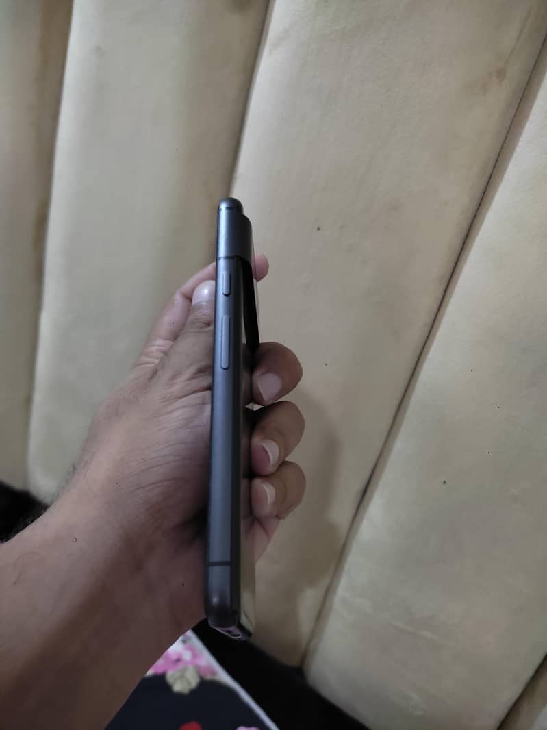 Google Pixel 8 2
