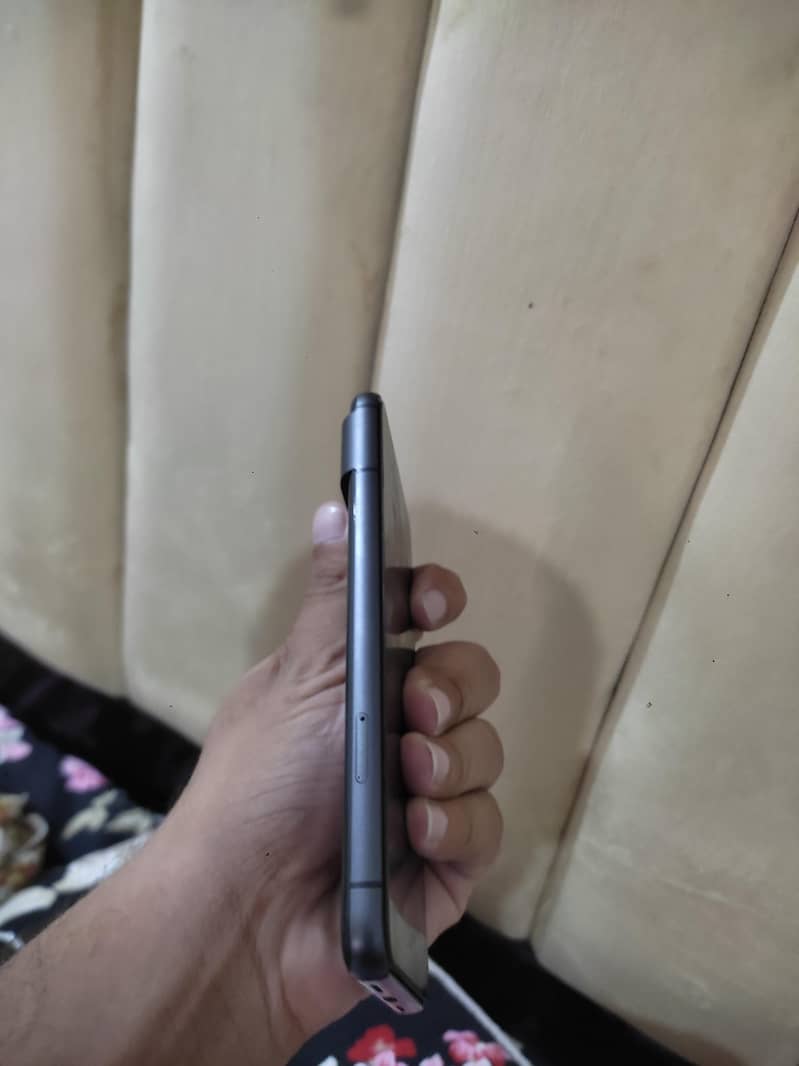 Google Pixel 8 3