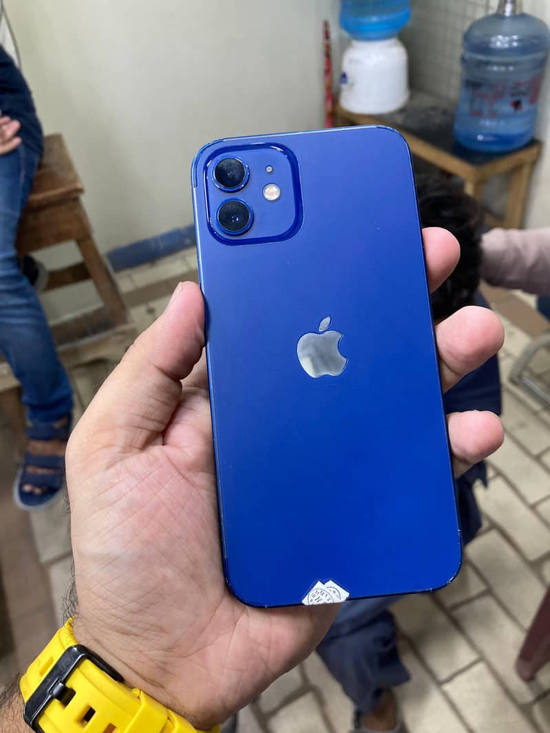 IPhone 12 0
