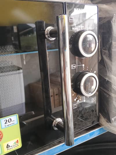Kenwood Microwave Oven
