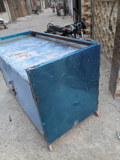 Shop counter for sale