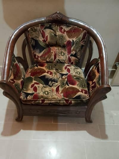 sofa sets and fridge