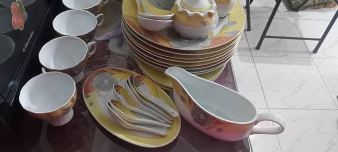 gold plated marble dinner set