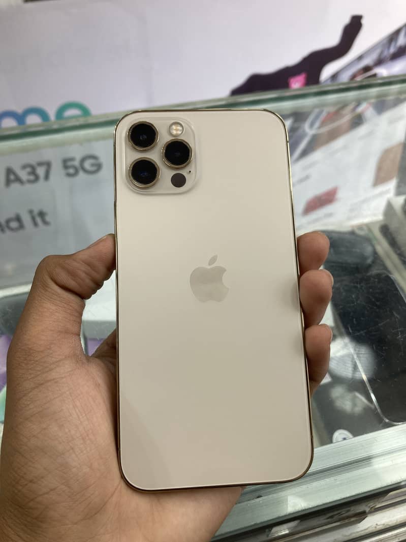 iPhone 12 pro 0