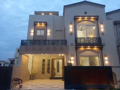 7 MARLA DESIGNER HOUSE FOR SALE