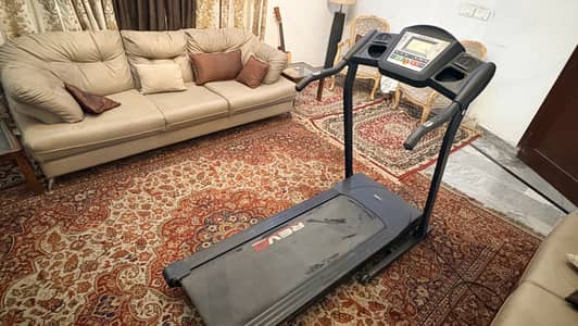 REVO FITNESS TREADMILL RT-101