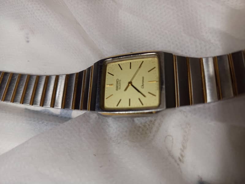 Seiko 4