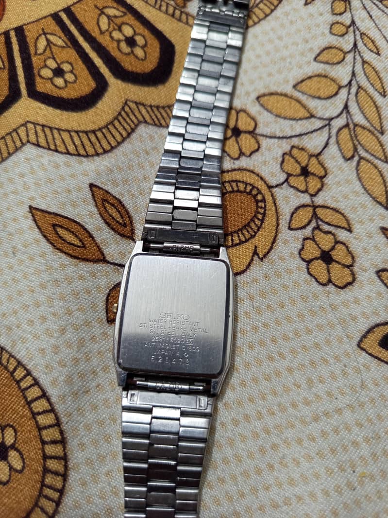 Seiko 6