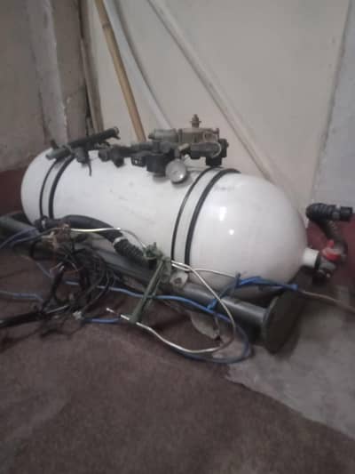 CNG CYLINDER WITH ALL ACCESSORIES