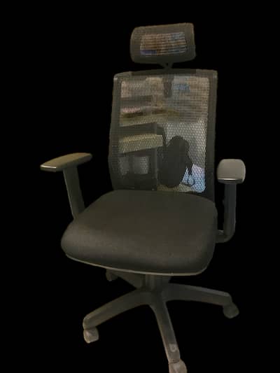 Used. . Revolving CHAIR ,