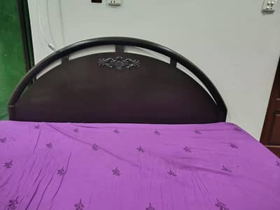 double bed with matress