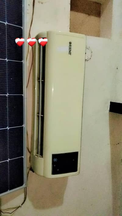 Orient AC for sale non inverter in good condition