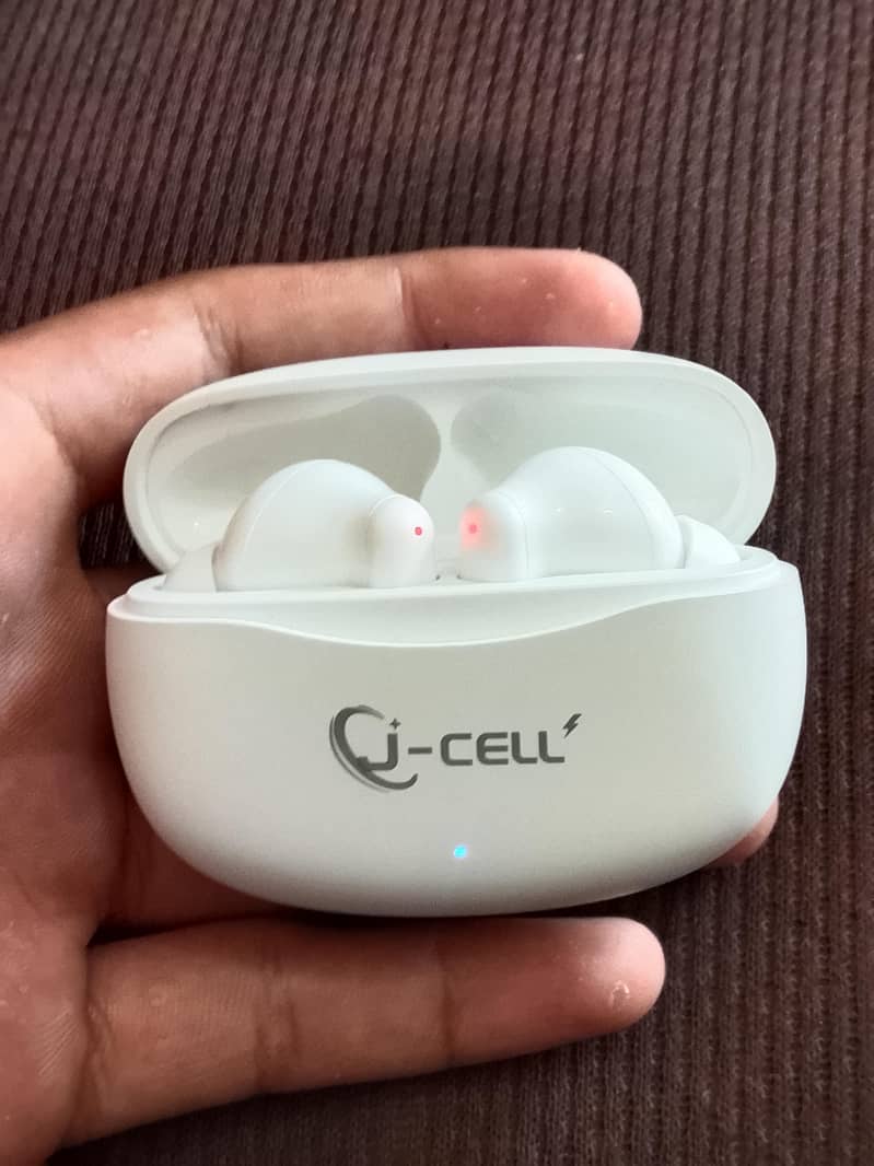 EARBUDS 2