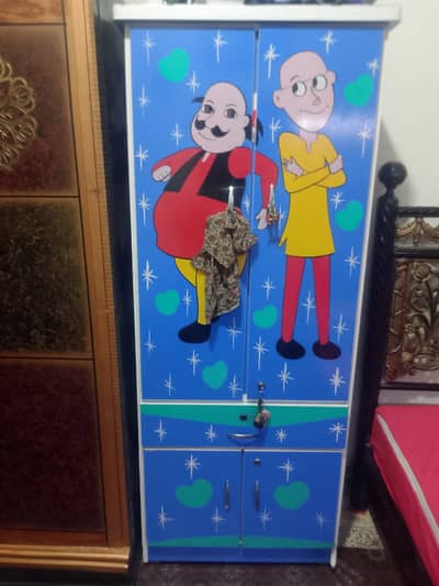 Kids almari sale