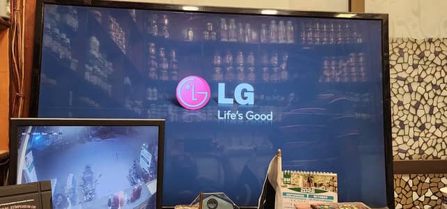 USED LG LED 50 INCHES FOR SALE WITH ANDRIOD DEVICE AND WITH REMOTE
