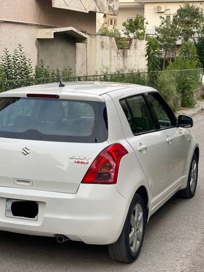 Suzuki swift DLX ABS