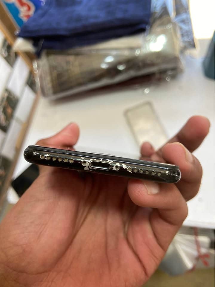 Apple iPhone 7 1