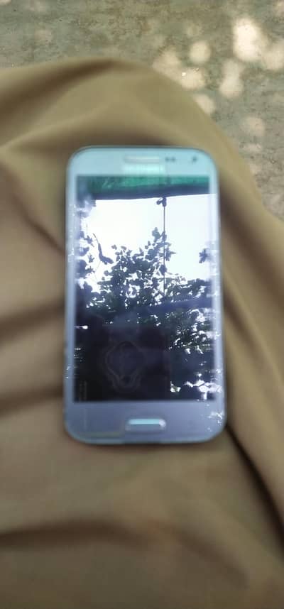 Samsung Galaxy beam 2.