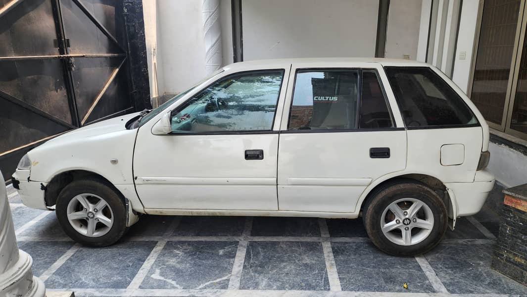 Suzuki Cultus 2007 withe 1