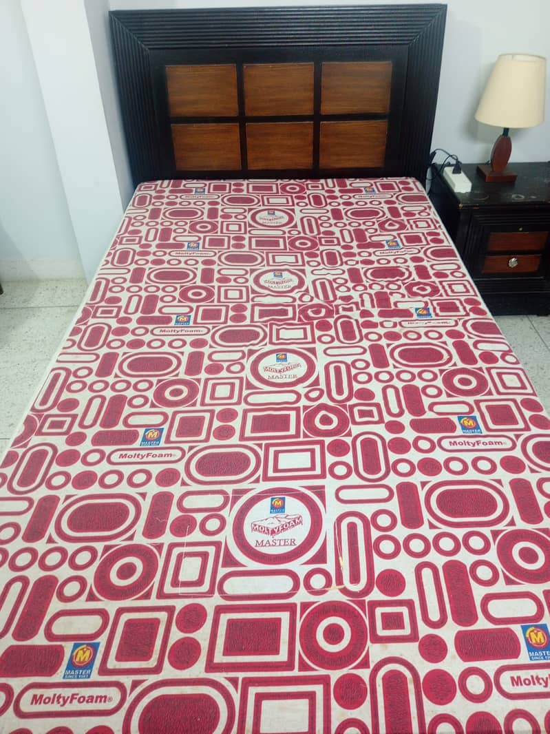 Single Bed with Mattress 3