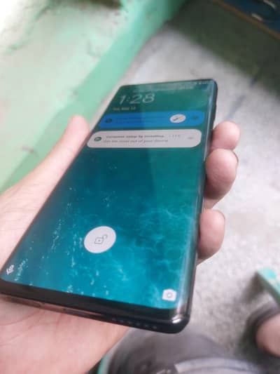 Moto edge + 12/256 Pta approved Clear display