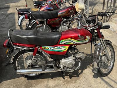 Honda CD 70 Model 2023