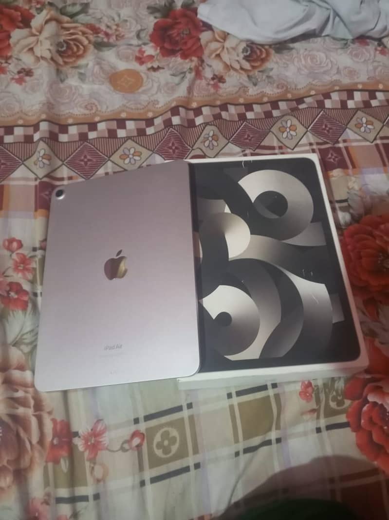 iPad 5th generation  M1 chip 1