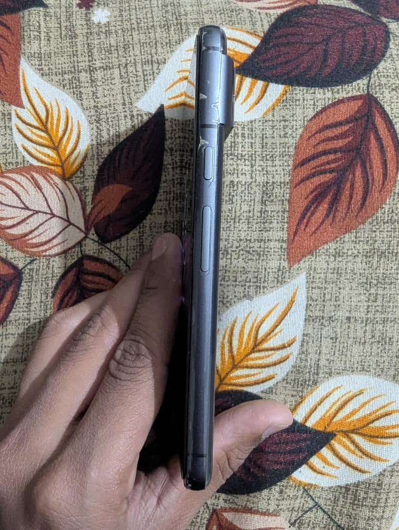 Google Pixel 8 2