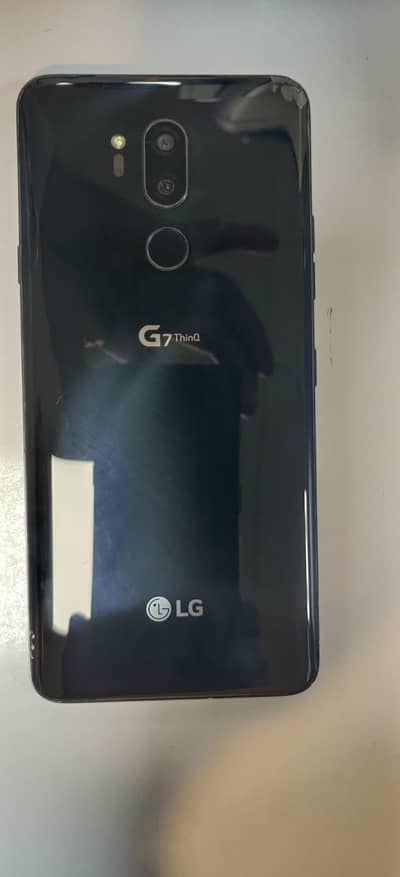 i am sealing LG g7 thinq amoled display 4/64 GB TYPE C FAST CHARCHING