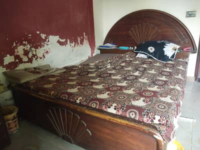 A1 BED FOR SELL ALL OKAY ORIGINAL WOOD MADE NOT ANY ISSUE ALL OKY SET