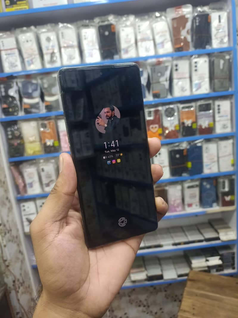 Tecno camon 30 1