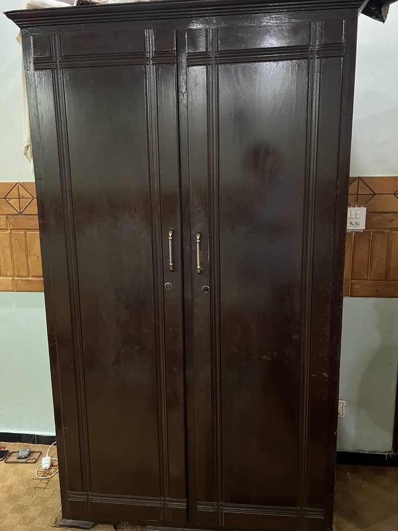 Wardrobe 0