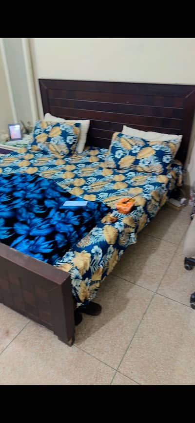 Wooden Bed & Materus